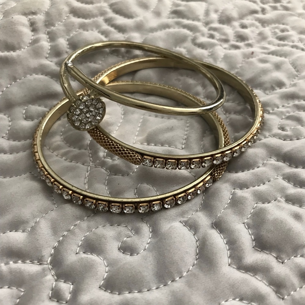 Three piece bracelet set
